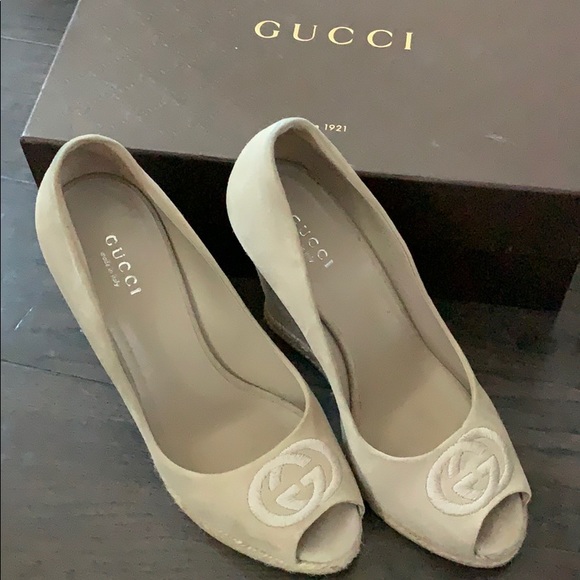 AUTHENTIC GUCCI WEDGE - Picture 1 of 10